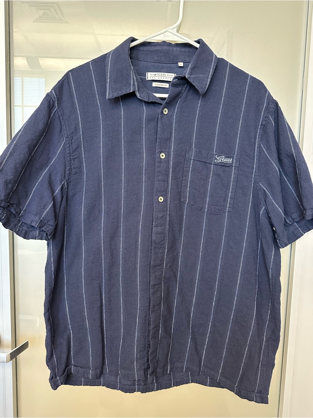 GUESS Men's Boxi Textured Stripe Short-Sleeve Button-Down Blue Shirt size Large